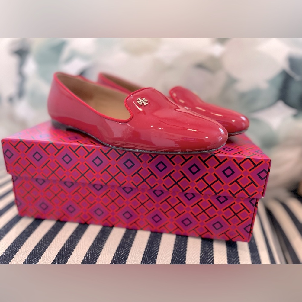 Tory Burch Red Patent Leather Shoe size 6